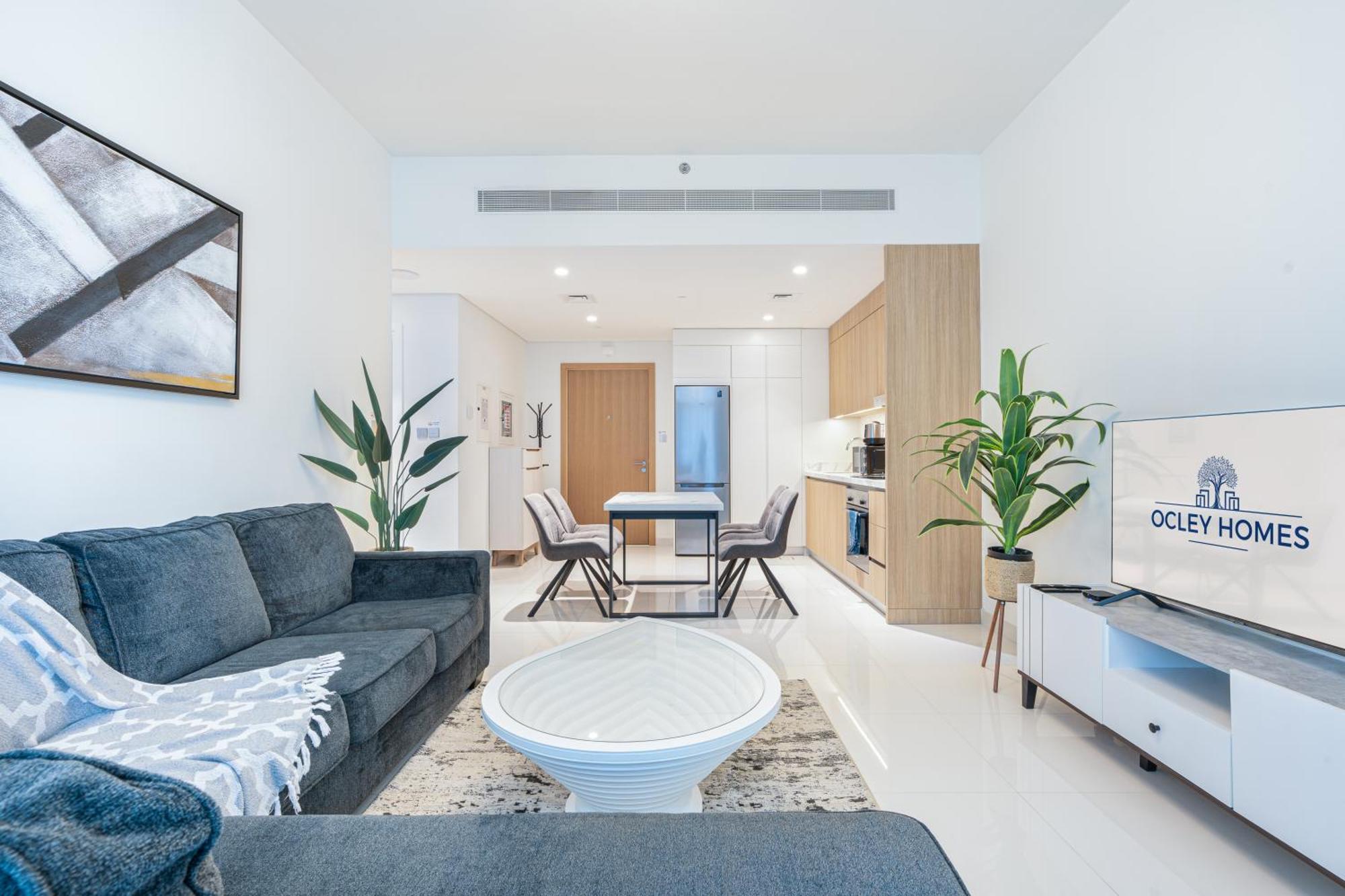 Stunning Beachfront With Panoramic Sea Views Apartment Dubai