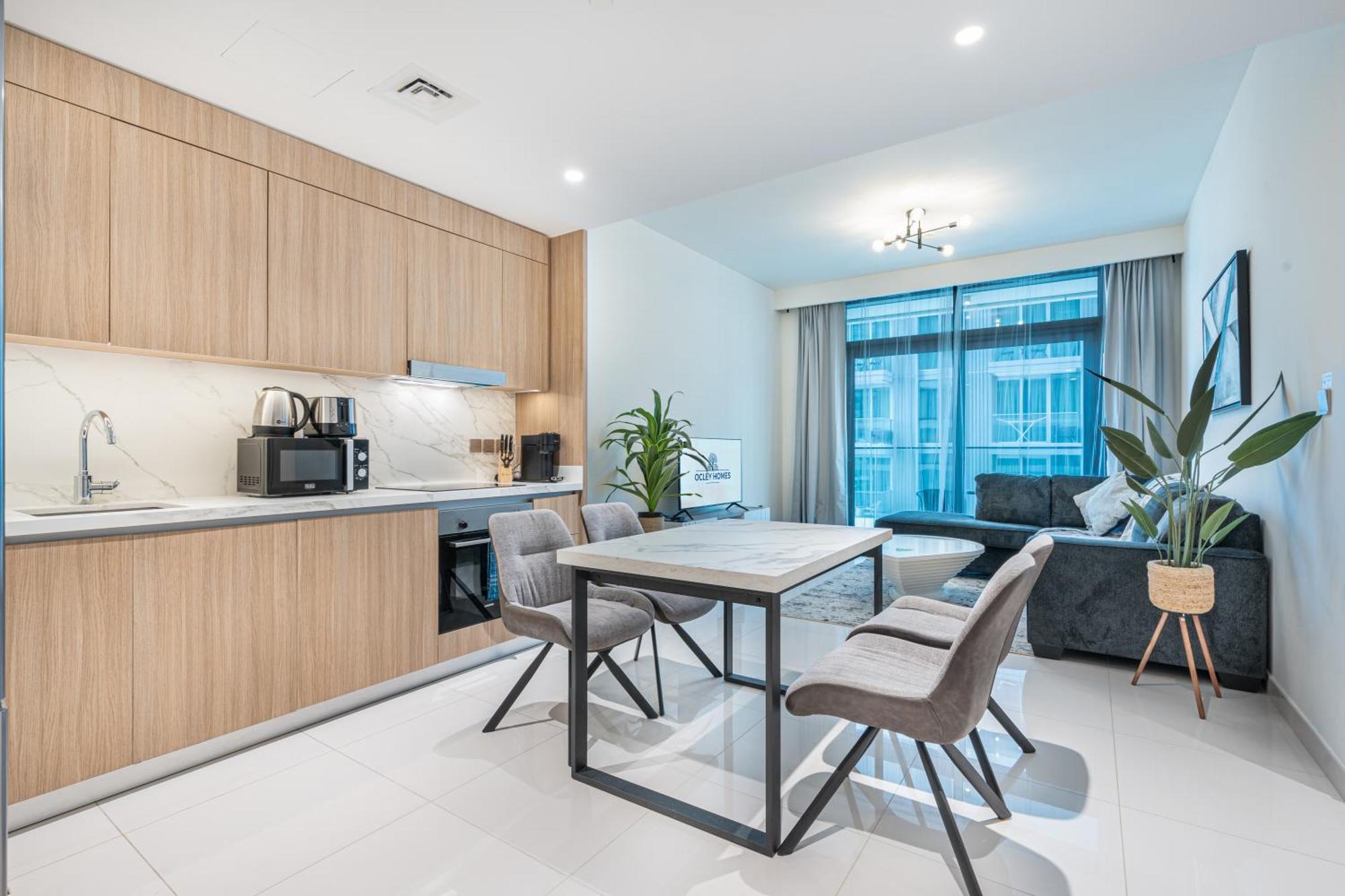 Stunning Beachfront With Panoramic Sea Views Apartment Dubai